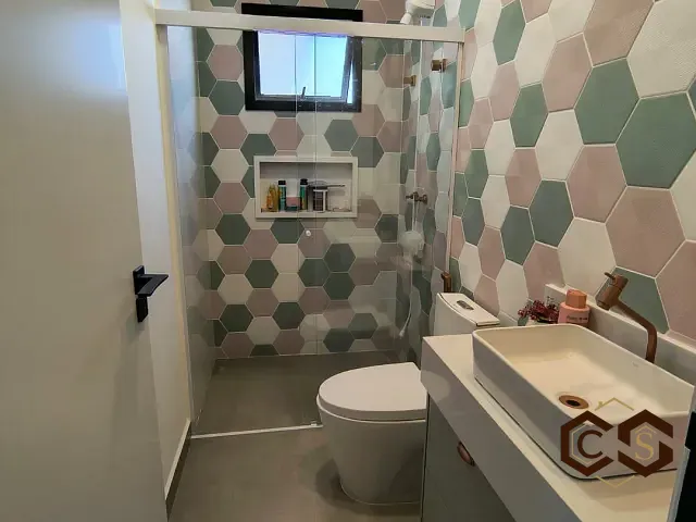 Sobrado com 300m² 3 quartos e 5 banheiros, à venda, no bairro Tombadouro em Indaiatuba