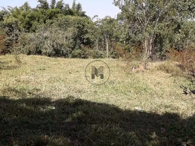 Chácara com 5000m², à venda, no bairro Bom Jardim em Guaratinguetá