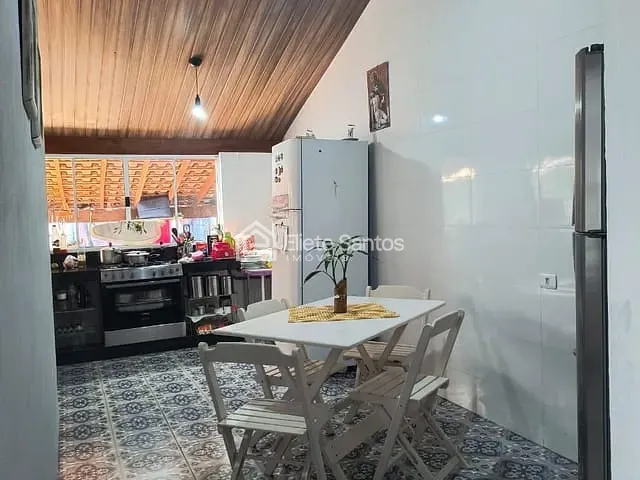 Chácara com 1000m² 3 quartos e 2 banheiros, à venda, no bairro Área Rural de Limeira em Limeira