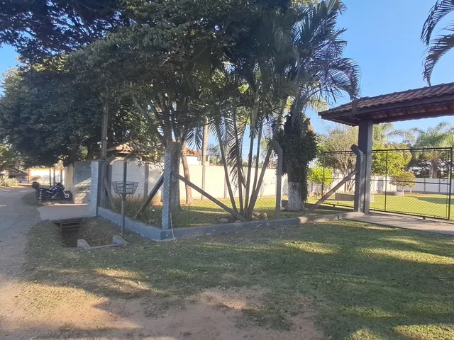 Chácara 2 quartos e 1 banheiro, à venda ou para alugar, no bairro Mirandas em Tatuí