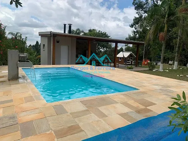 Chácara com 8500m² 4 quartos e 3 banheiros, à venda, no bairro Carafá em Votorantim