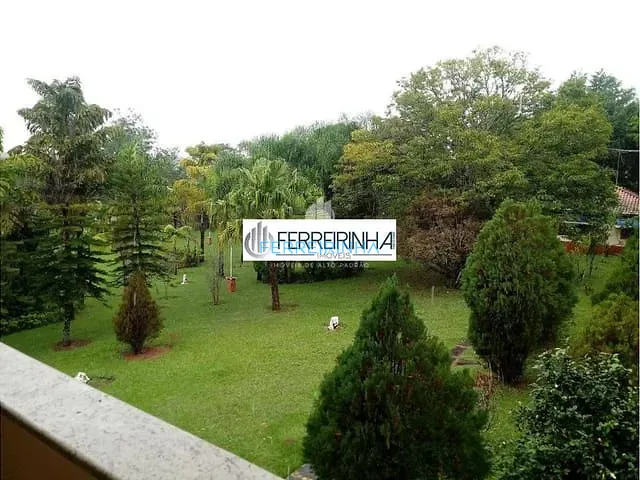 Chácara com 10000m² 4 quartos e 6 banheiros, à venda, no bairro Veraneio Irajá em Jacareí