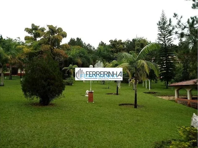 Chácara com 10000m² 4 quartos e 6 banheiros, à venda, no bairro Veraneio Irajá em Jacareí