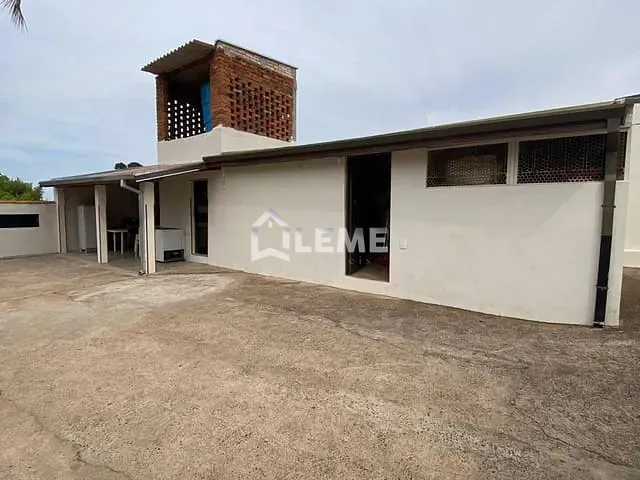 Chácara com 3000m² 4 quartos e 3 banheiros, à venda, no bairro Chácara do Vale em Mococa