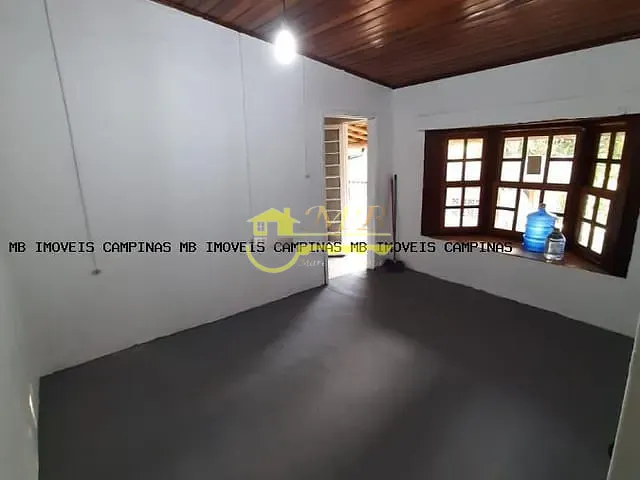 Chácara com 2820m² 4 quartos e 2 banheiros, à venda, no bairro Chácaras Alpina em Valinhos