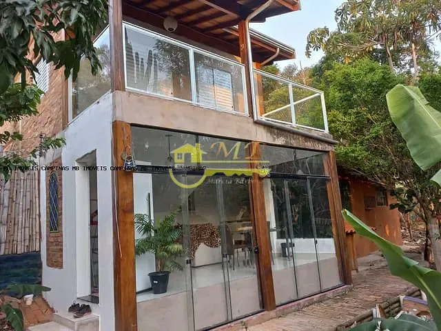 Chácara com 2820m² 4 quartos e 2 banheiros, à venda, no bairro Chácaras Alpina em Valinhos