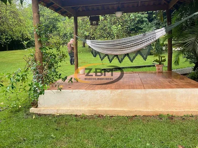 Chácara com 6000m² 3 quartos e 2 banheiros, à venda, no bairro Área Rural de Londrina em Londrina