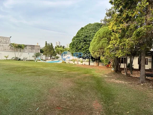 Chácara com 2500m², à venda, no bairro Jardim Itatiaia 2 em Londrina