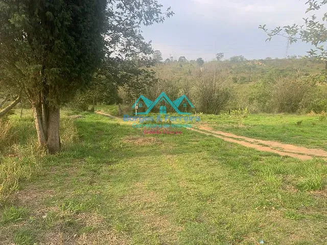 Chácara com 1500m² 2 quartos e 2 banheiros, à venda, no bairro Carafá em Votorantim