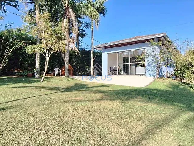 Chácara 3 quartos e 3 banheiros, à venda, no bairro Monterrey em Louveira