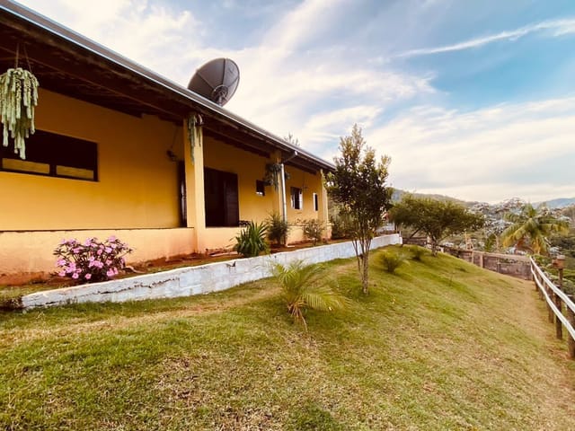 Chácara com 24200m² 3 quartos e 2 banheiros, à venda, no bairro Souzas em Monteiro Lobato