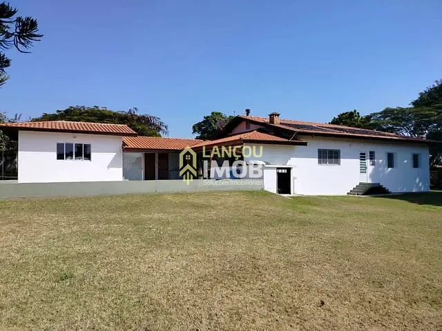 Chácara com 5500m² 4 quartos e 5 banheiros, à venda ou para alugar, no bairro Chácara Vale dos Cebrantes em Jundiaí