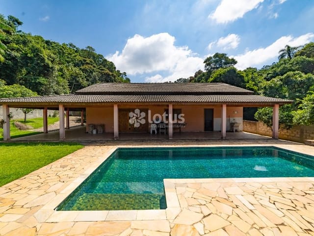Chácara com 570m² 3 quartos e 2 banheiros, à venda, no bairro Ponunduva em Cajamar
