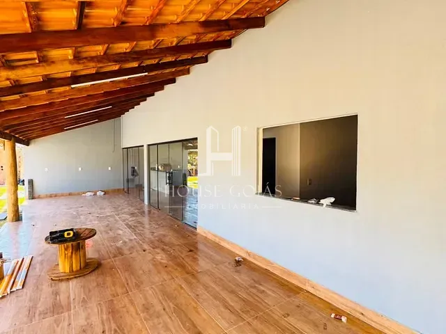 Chácara com 1300m² 3 quartos e 3 banheiros, à venda, no bairro Rural em Bonfinópolis