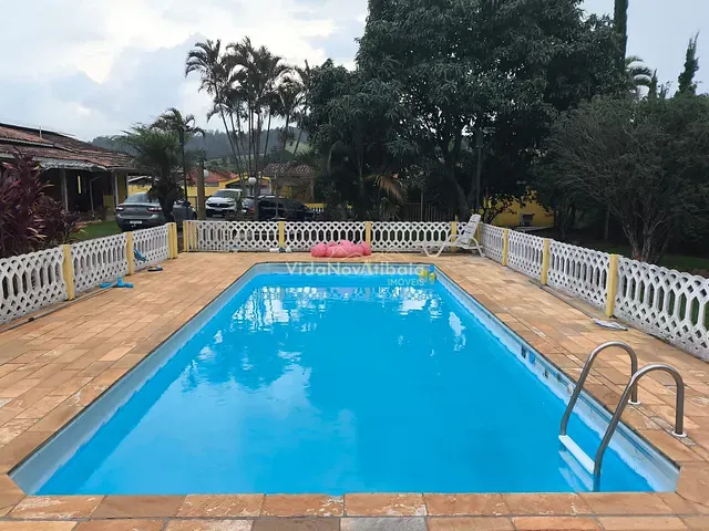 Chácara com 2033m² 6 quartos e 8 banheiros, à venda, no bairro ARRAIAL em Tuiuti