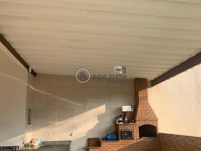 Chácara 2 quartos e 3 banheiros, à venda, no bairro Chácara Sete Cruzes em Suzano