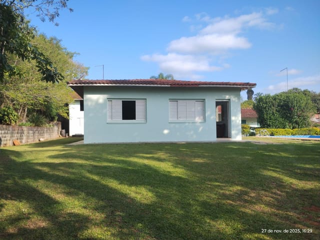 Chácara com 2000m² 3 quartos e 2 banheiros, à venda, no bairro Chácara Tropical (Caucaia do Alto) em Cotia