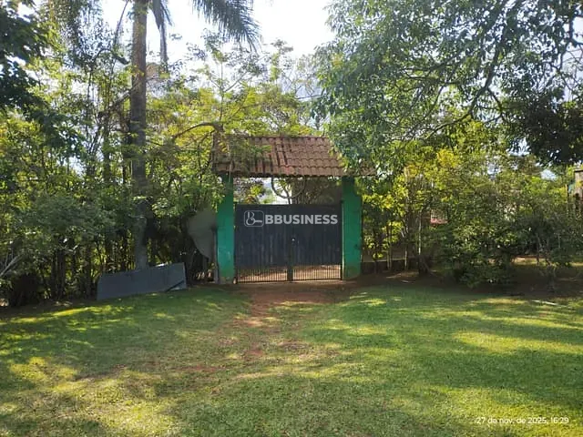 Chácara com 2000m² 3 quartos e 2 banheiros, à venda, no bairro Chácara Tropical (Caucaia do Alto) em Cotia