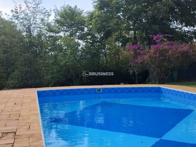 Chácara com 2000m² 3 quartos e 2 banheiros, à venda, no bairro Chácara Tropical (Caucaia do Alto) em Cotia
