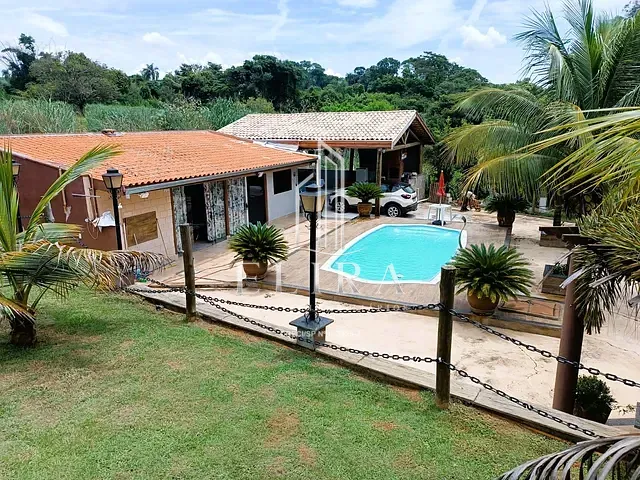 Chácara com 900m² 1 quarto e 1 banheiro, à venda, no bairro Tatu em Limeira
