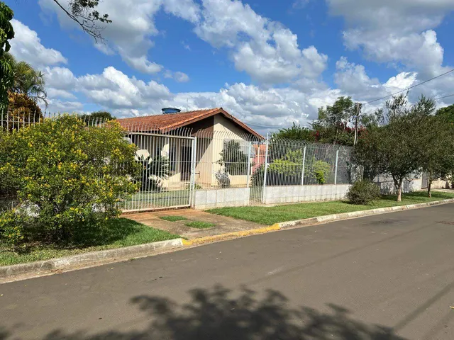 Chácara com 3000m² 3 quartos e 2 banheiros, à venda, no bairro PASSA TRÊS E ALELUIA em Cesário Lange