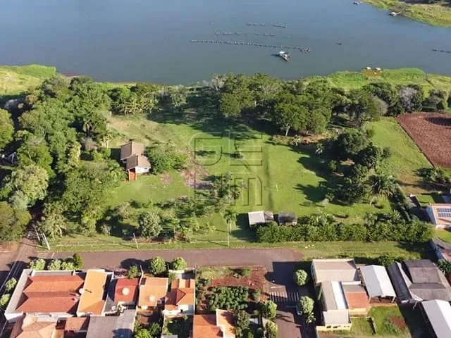 Chácara com 6044m², à venda, no bairro Centro em Primeiro de Maio