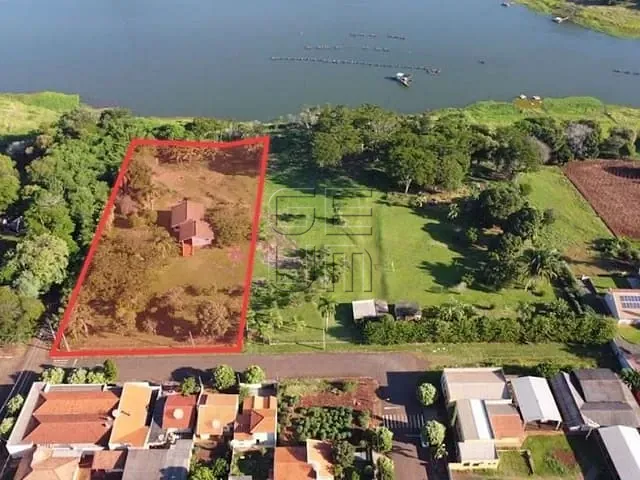 Chácara com 6044m², à venda, no bairro Centro em Primeiro de Maio