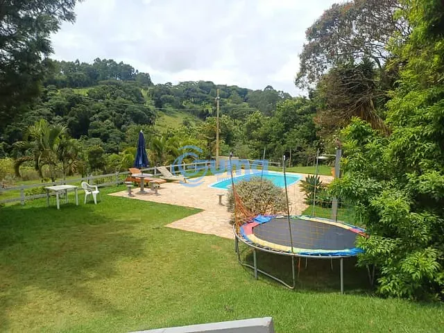 Chácara 3 quartos e 2 banheiros, à venda, no bairro BAIRRO DOS LIMAS em Pedra Bela