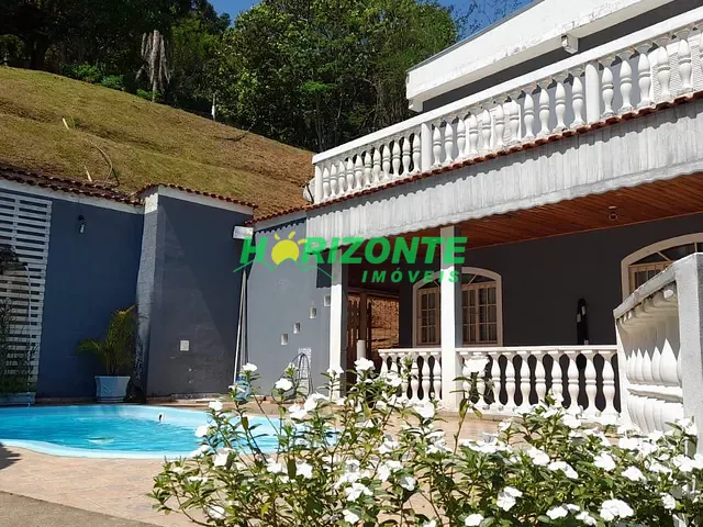Chácara com 2500m² 3 quartos e 3 banheiros, à venda, no bairro Bom Sucesso em São José dos Campos