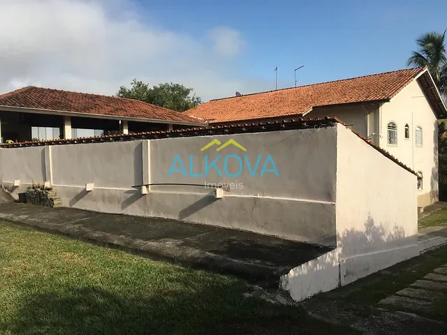 Chácara com 5000m² 3 quartos e 2 banheiros, à venda, no bairro Jardim Santa Maria em São José dos Campos