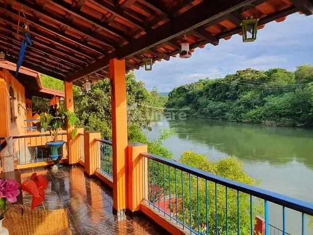 Chácara com 800m² 4 quartos e 3 banheiros, à venda, no bairro Ponte Alta em Guararema