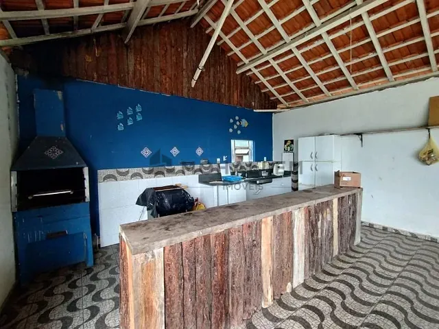 Chácara com 6000m² 6 quartos e 2 banheiros, à venda, no bairro Laje em Piranguinho
