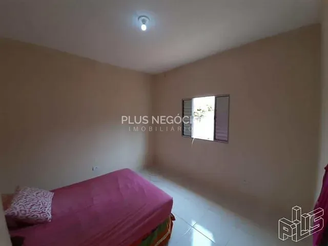 Chácara com 800m² 4 quartos e 2 banheiros, à venda, no bairro Recanto Ipanema do Meio em Araçoiaba da Serra