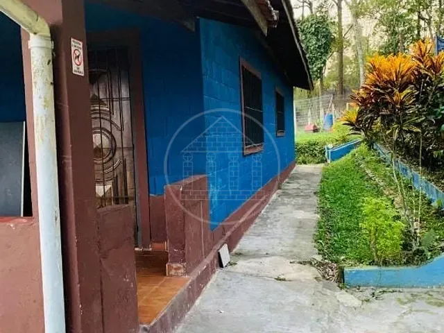 Chácara com 2420m² 2 quartos e 2 banheiros, à venda, no bairro Jardim Santa Tereza em São Paulo