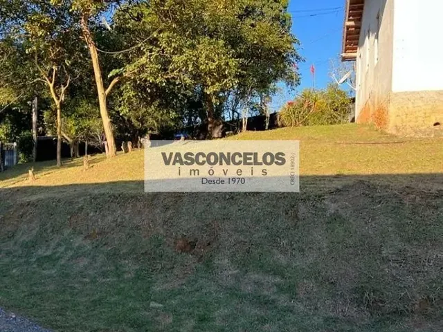 Chácara com 3329m² 4 quartos e 2 banheiros, à venda, no bairro Buquirinha em São José Dos Campos
