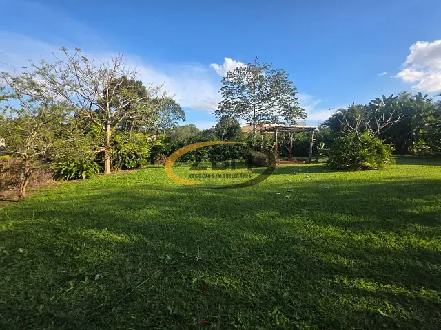 Chácara com 1492m², à venda, no bairro Estância Cabral em Cambé