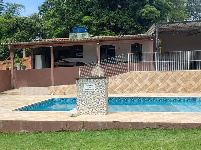 Chácara com 1000m² 1 quarto e 1 banheiro, à venda, no bairro Brigadeiro Tobias em Sorocaba