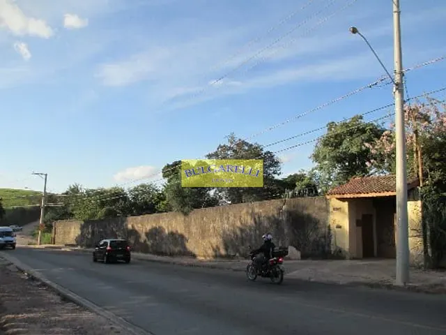 Chácara com 5280m² 3 quartos e 6 banheiros, à venda, no bairro Ivoturucaia em Jundiaí