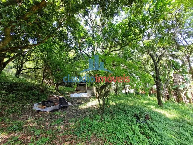 Chácara 3 quartos e 3 banheiros, à venda, no bairro Colônia Santo Antônio em Barra Mansa
