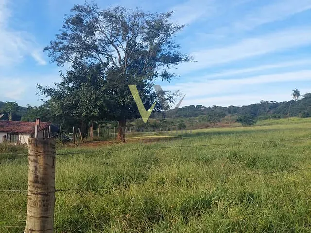 Chácara à venda, no bairro Zona Rural em Anápolis