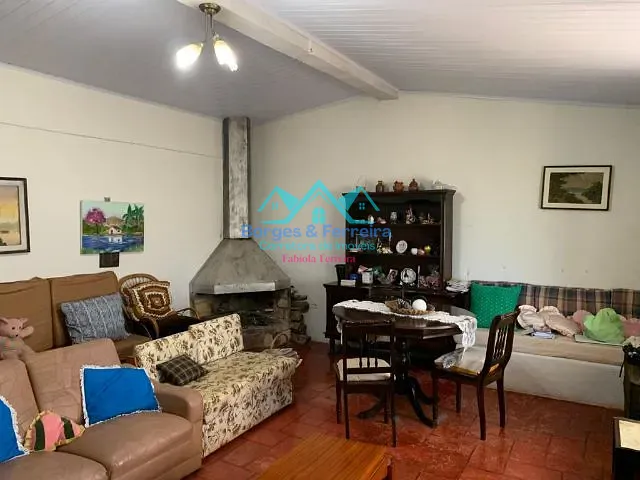 Chácara com 3000m² 4 quartos e 2 banheiros, à venda, no bairro Carafá em Votorantim