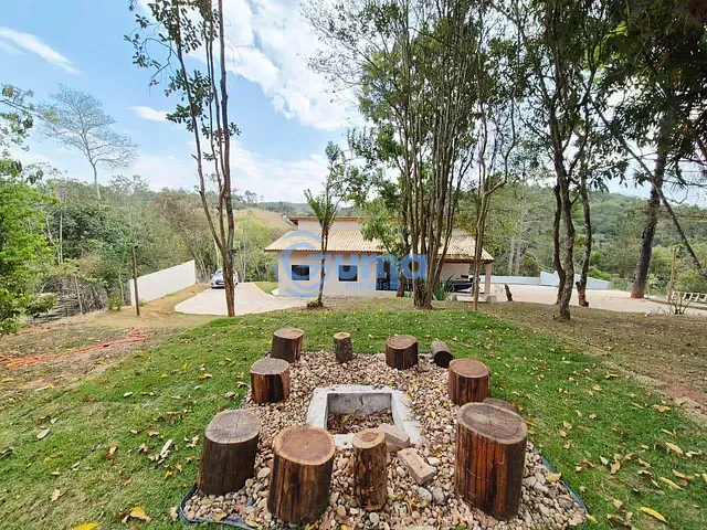 Chácara com 8000m² 4 quartos e 3 banheiros, à venda, no bairro Bairro do Cuiabá em Nazaré Paulista