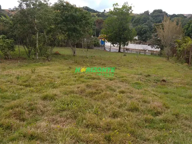 Chácara com 1803m², à venda, no bairro Chácaras Pousada do Vale em São José dos Campos