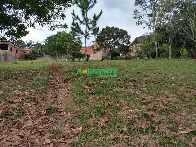 Chácara com 1803m², à venda, no bairro Chácaras Pousada do Vale em São José dos Campos