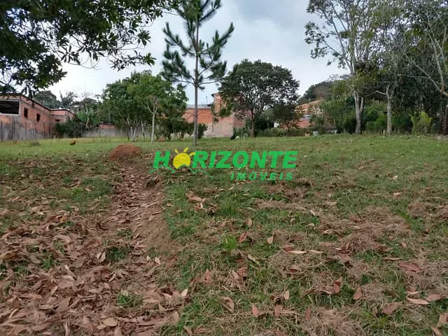 Chácara com 1803m², à venda, no bairro Chácaras Pousada do Vale em São José dos Campos