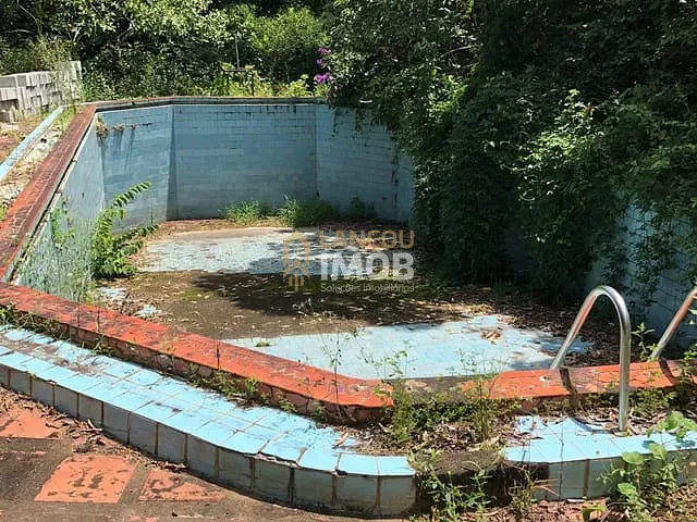 Chácara com 27000m² 3 quartos e 2 banheiros, à venda ou para alugar, no bairro Jardim Itália em Jundiaí
