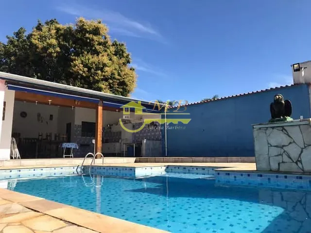 Chácara com 1122m² 2 quartos e 3 banheiros, à venda, no bairro Chácara Santa Letícia em Campinas