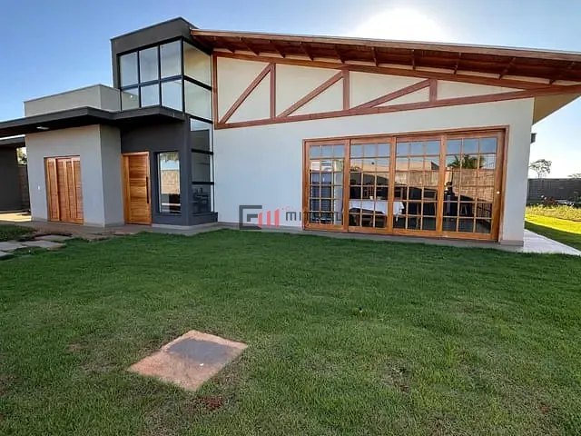 Chácara com 1000m² 3 quartos e 3 banheiros, à venda, no bairro Recanto Rancho Ringo em Cambé