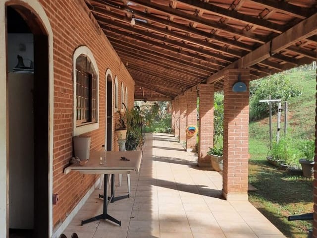 Chácara com 3000m² 4 quartos e 2 banheiros, à venda, no bairro Roseira em Extrema