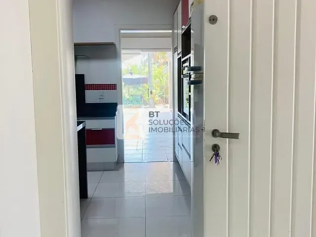 Chácara com 2000m² 5 quartos e 4 banheiros, à venda, no bairro Vale das Laranjeiras em Indaiatuba